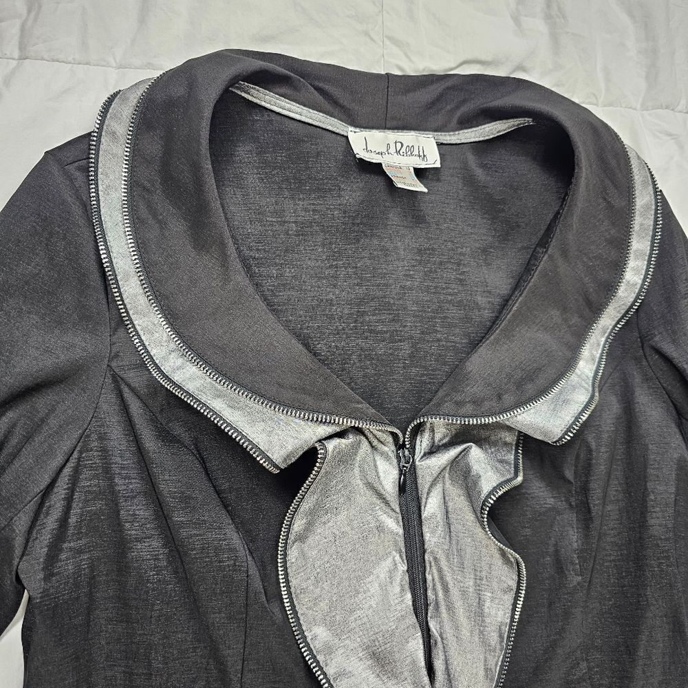 Joseph Ribkoff Ruffle Zip‎ Down Black Blouse With Zipper Accents Women's Size 10 - Picture 4 of 10